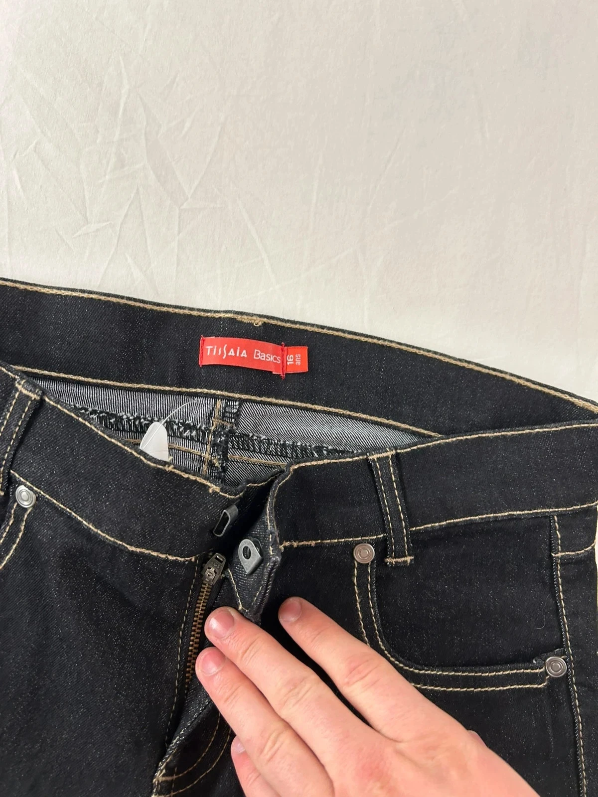 Zwarte skinny jeans in de ruwe versie van Tissaia – photo 6